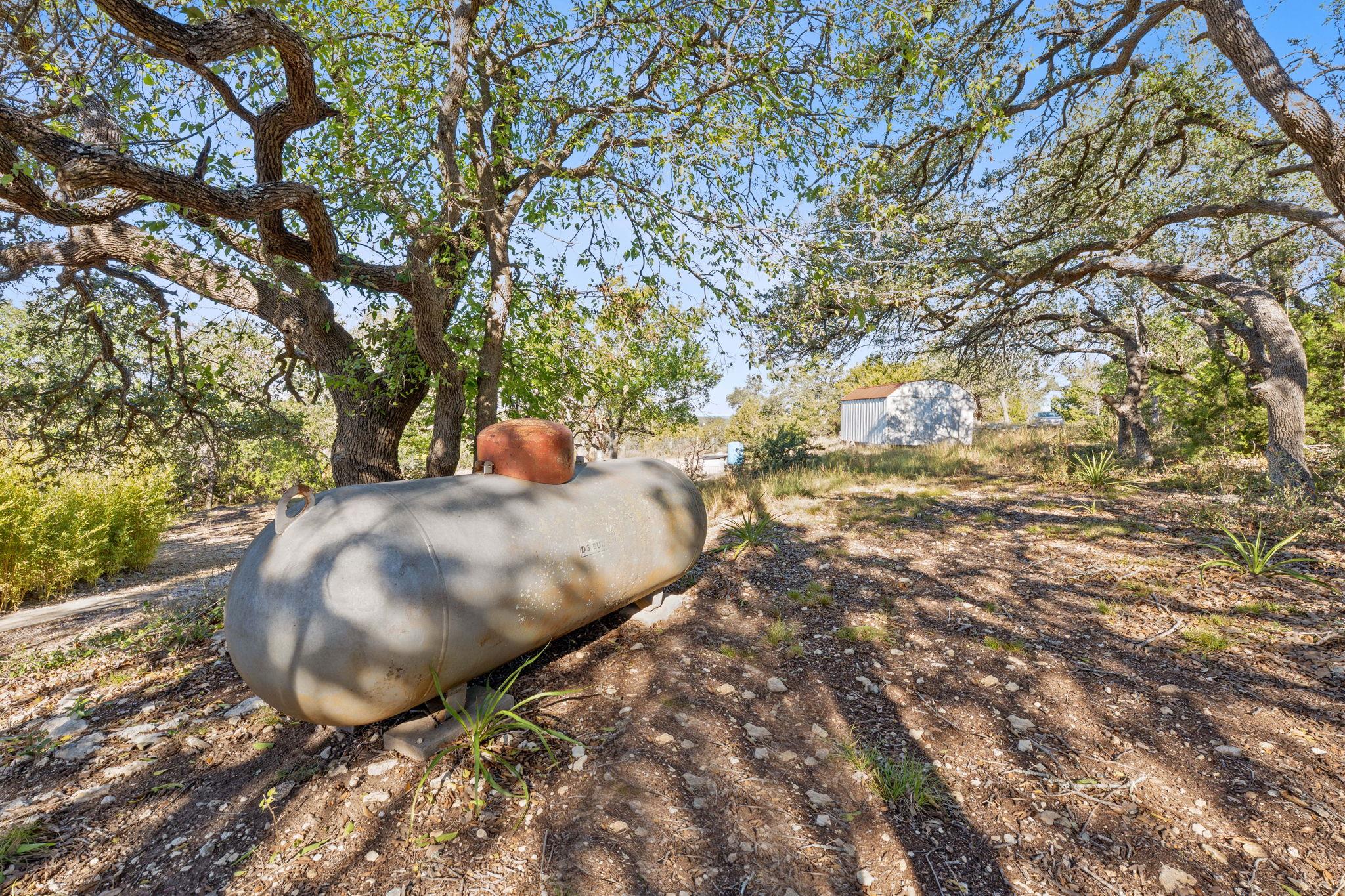 220 Harmon Hills Rd, Dripping Springs, TX 78620