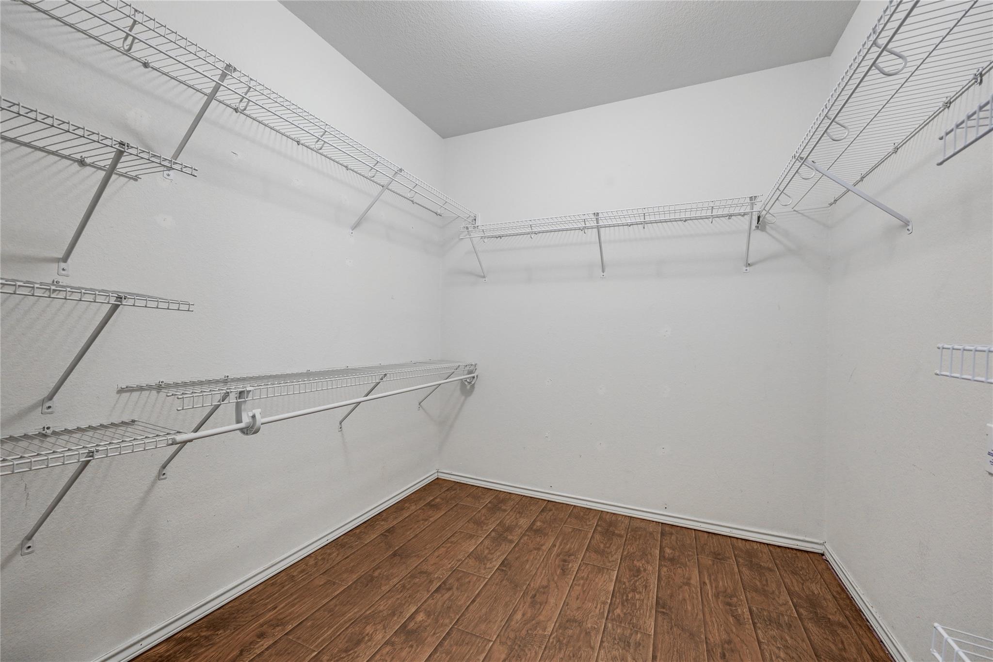 1005 Remington Dr, Leander, TX 78641