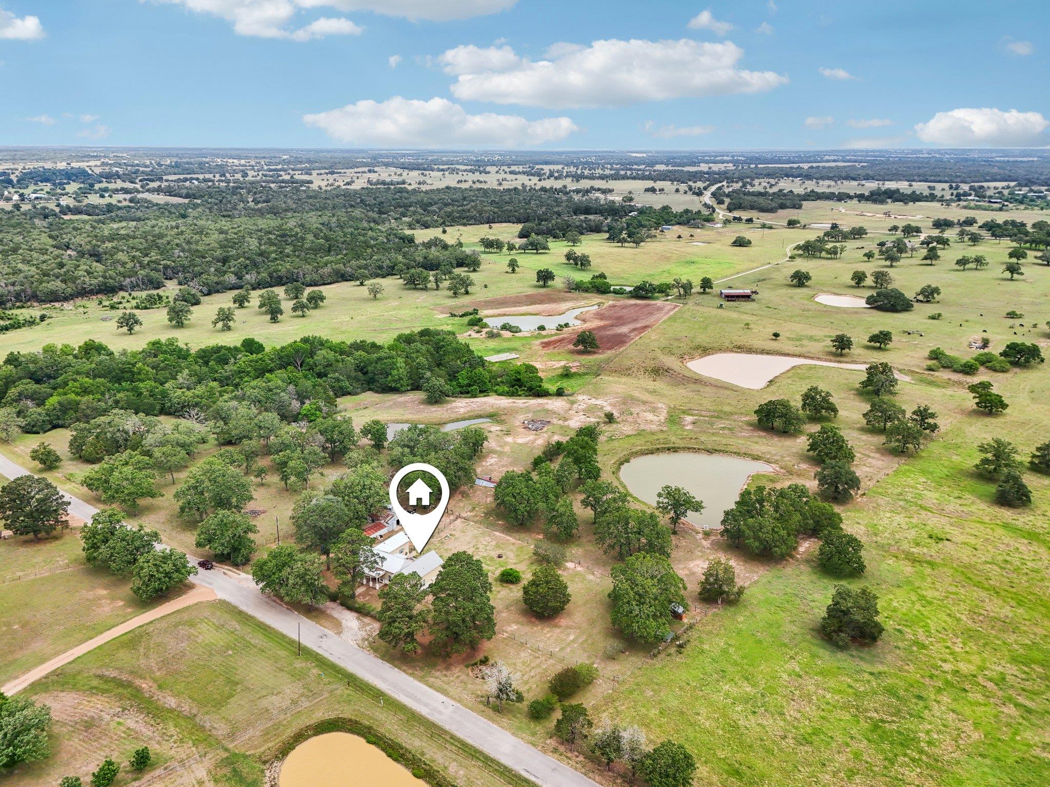 1200 County Road 211, Giddings, TX 78942