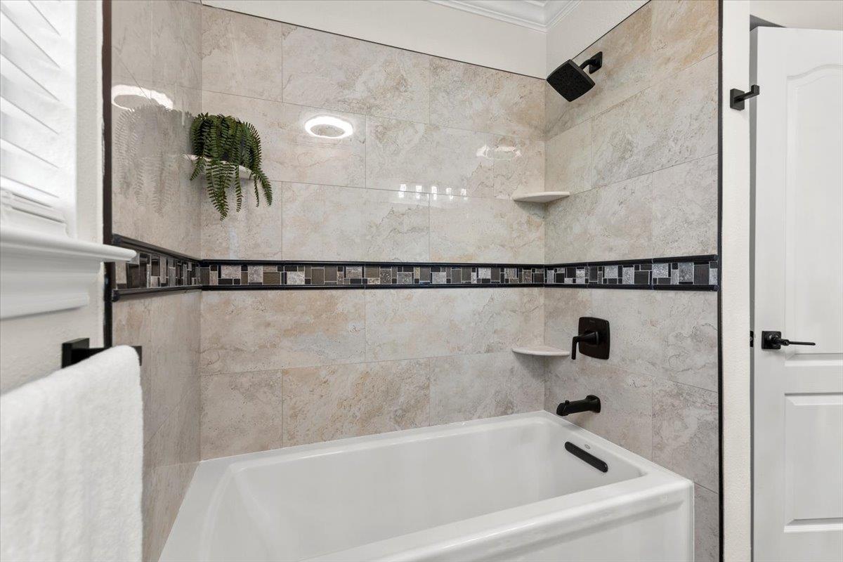 2635 Goldfinch Dr, Cedar Park, TX 78613