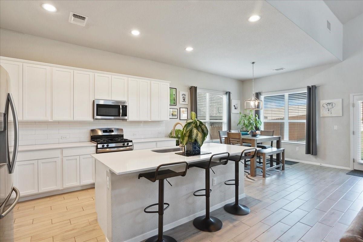 11721 American Mustang Loop, Manor, TX 78653