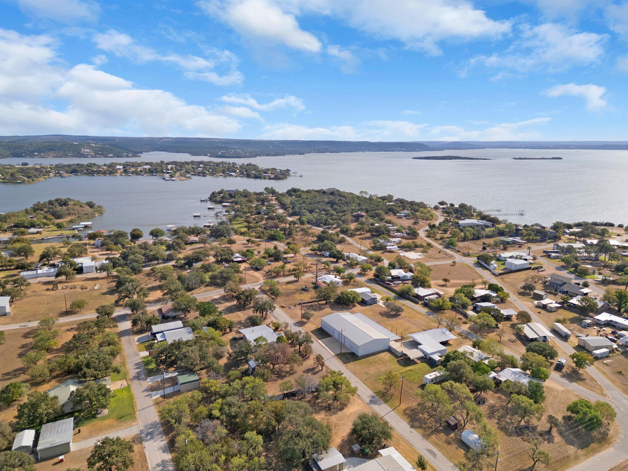 835 Whited St, Tow, TX 78672