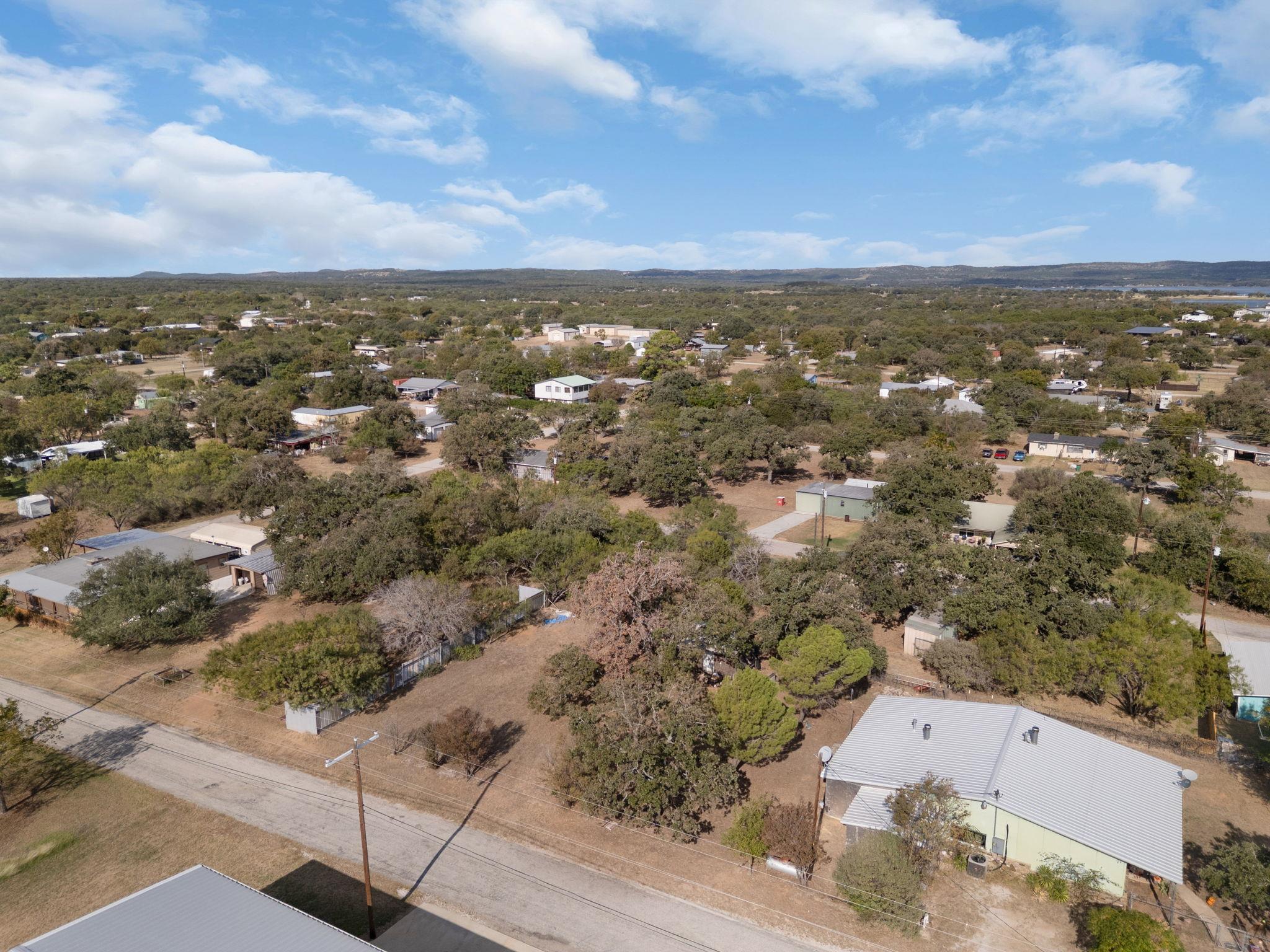 835 Whited St, Tow, TX 78672