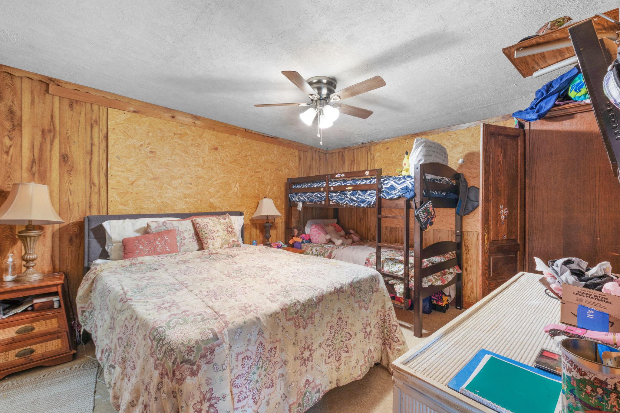 835 Whited St, Tow, TX 78672