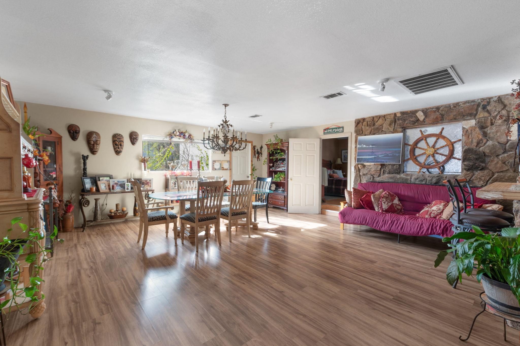 835 Whited St, Tow, TX 78672