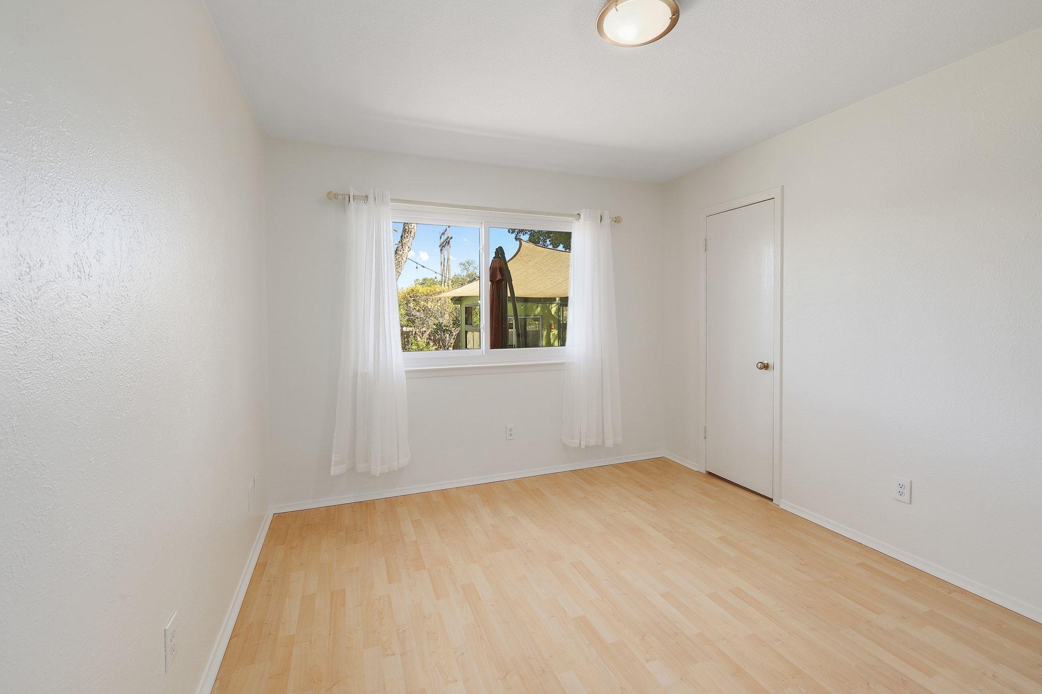 1400 Doonesbury Dr, Austin, TX 78758