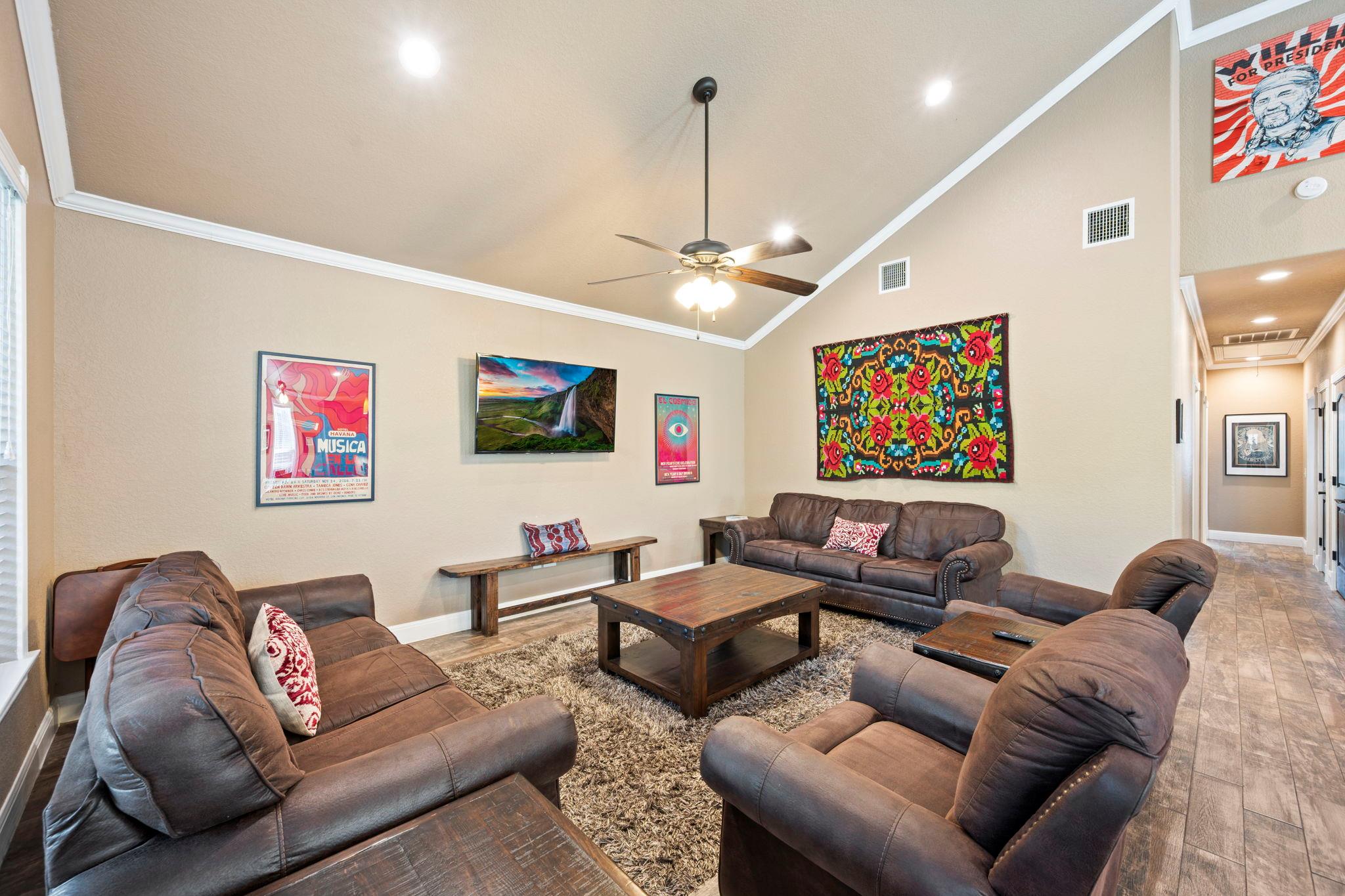 198 River Villas Ct # 3, New Braunfels, TX 78132