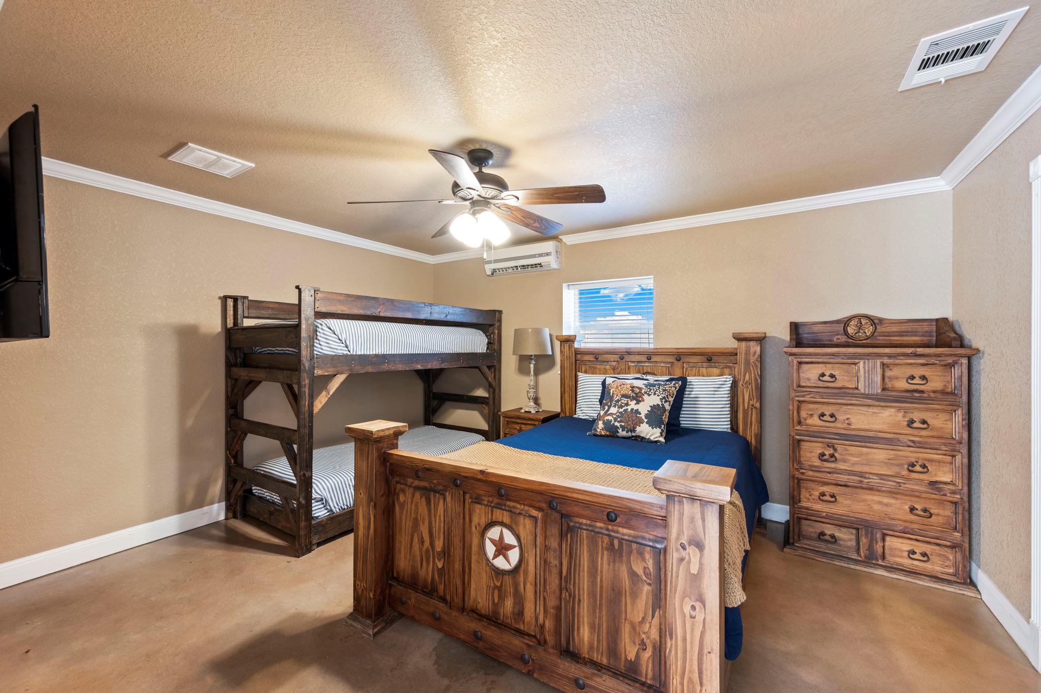 198 River Villas Ct # 3, New Braunfels, TX 78132