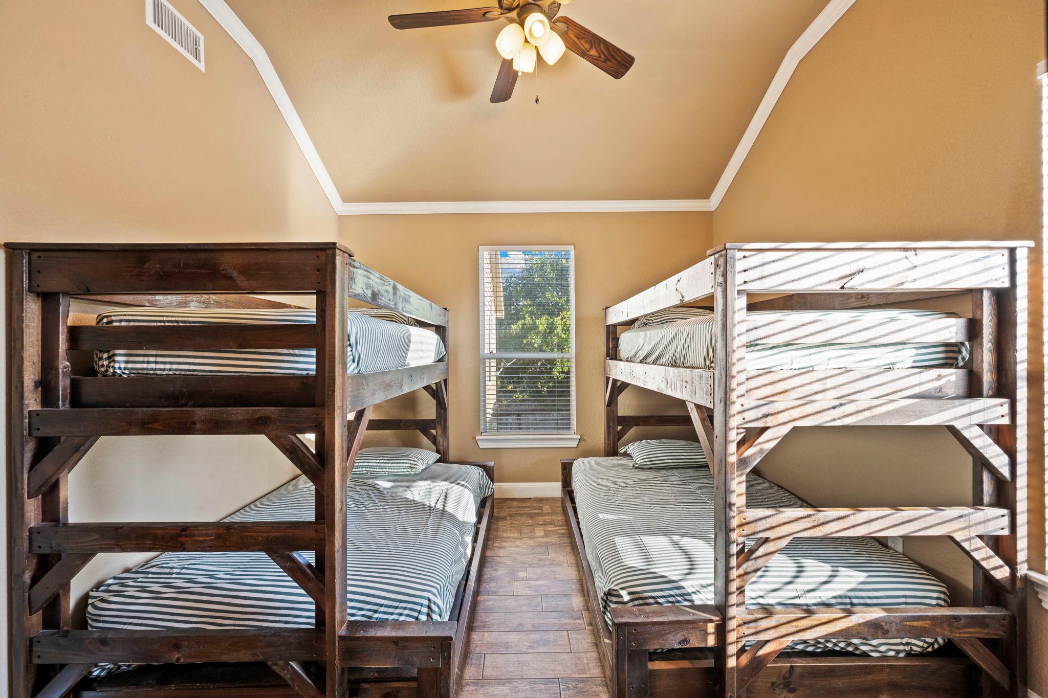 198 River Villas Ct # 3, New Braunfels, TX 78132