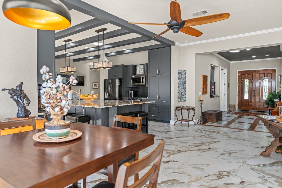 121 Vinca Dr, Georgetown, TX 78628