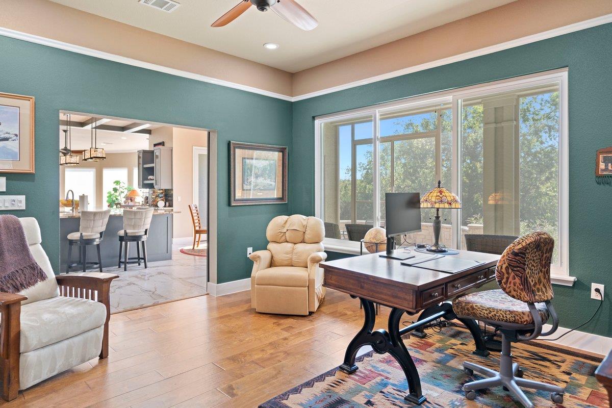 121 Vinca Dr, Georgetown, TX 78628