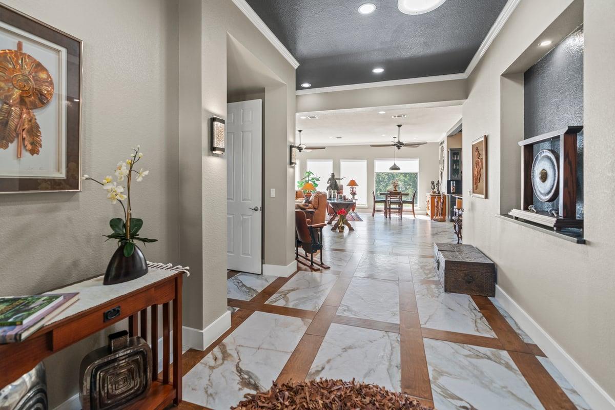 121 Vinca Dr, Georgetown, TX 78628