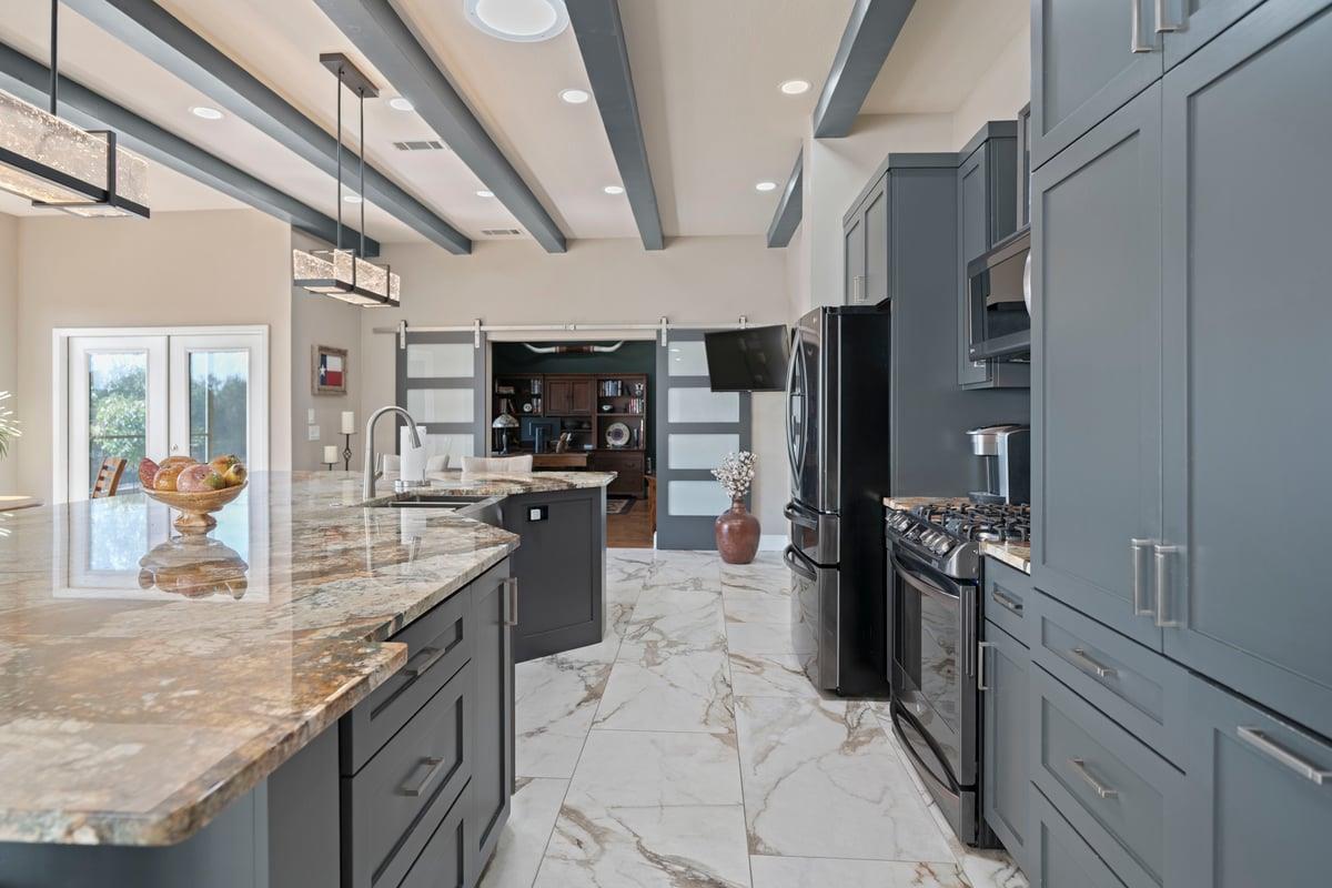 121 Vinca Dr, Georgetown, TX 78628