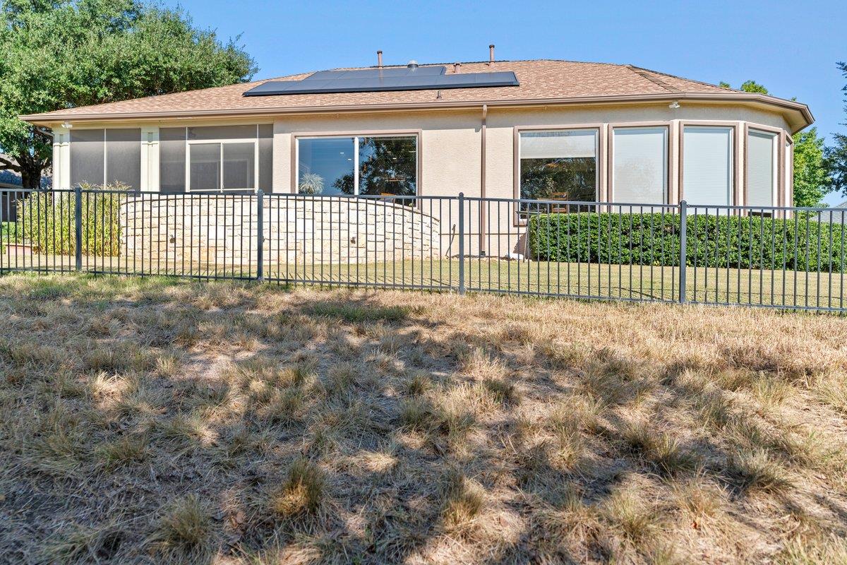 121 Vinca Dr, Georgetown, TX 78628