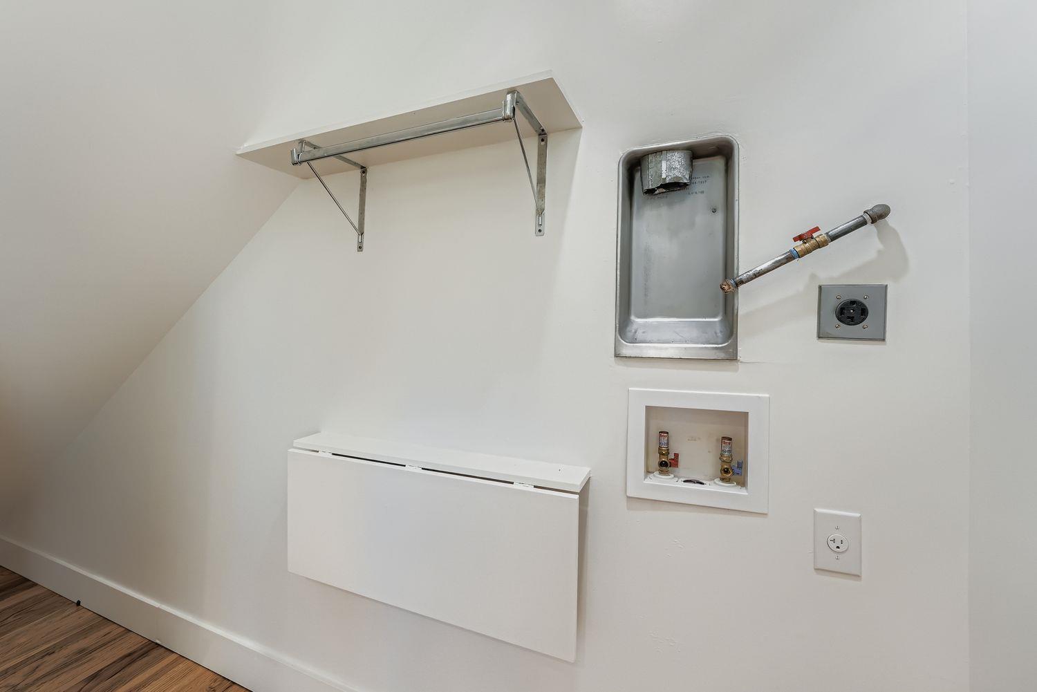 704 Valdez St # B, Austin, TX 78741