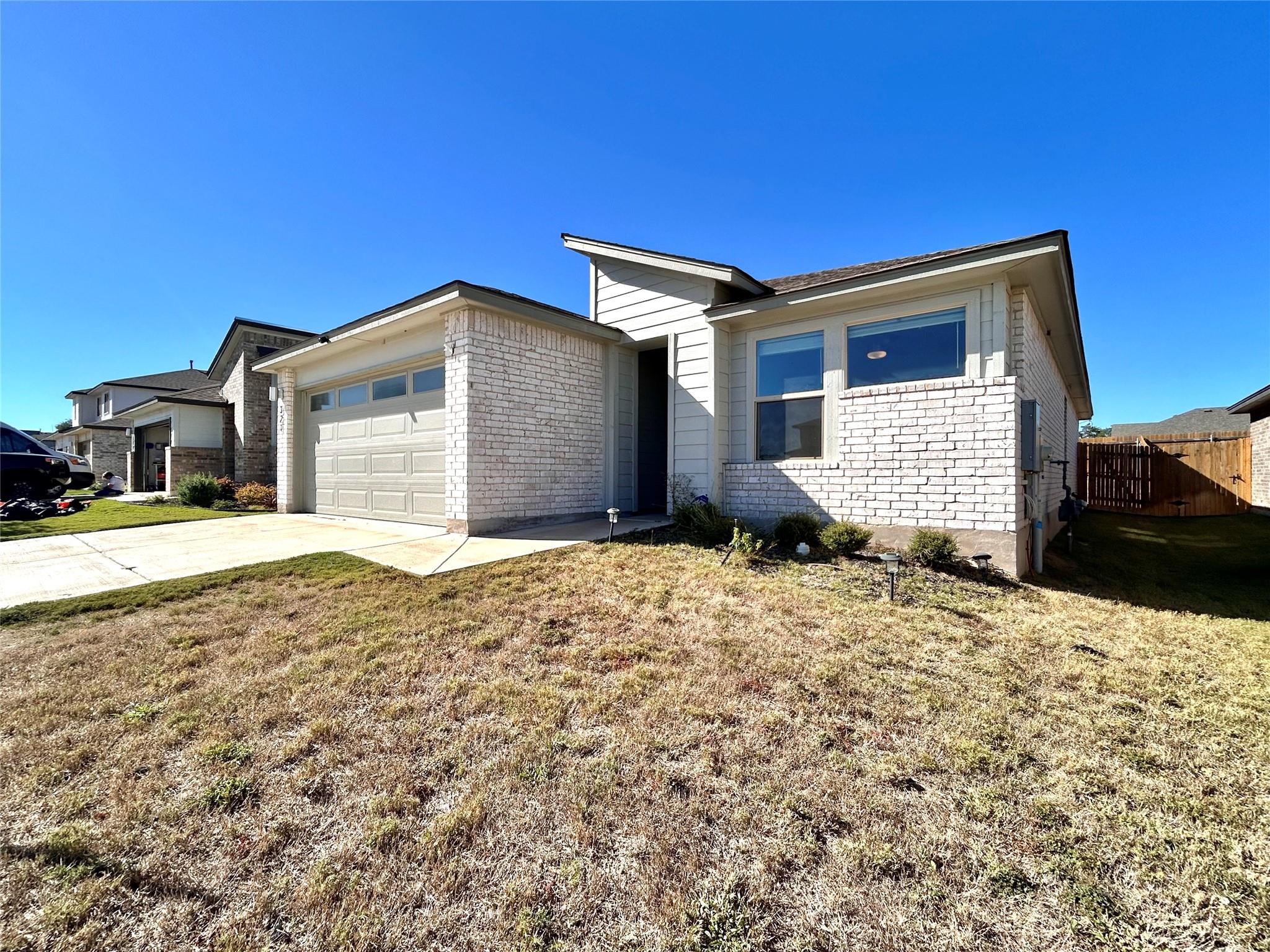 321 Coda Xing, Georgetown, TX 78633