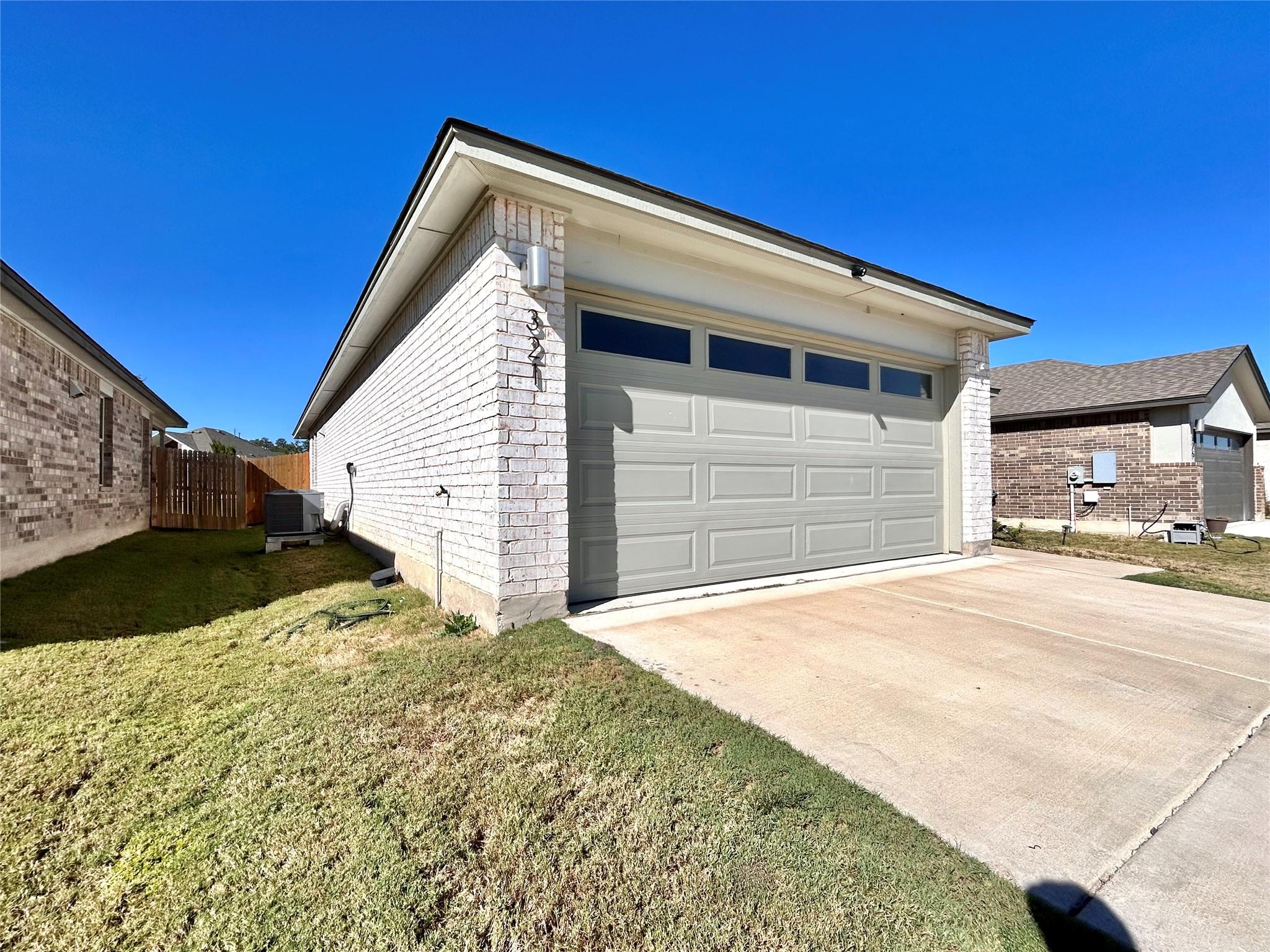321 Coda Xing, Georgetown, TX 78633