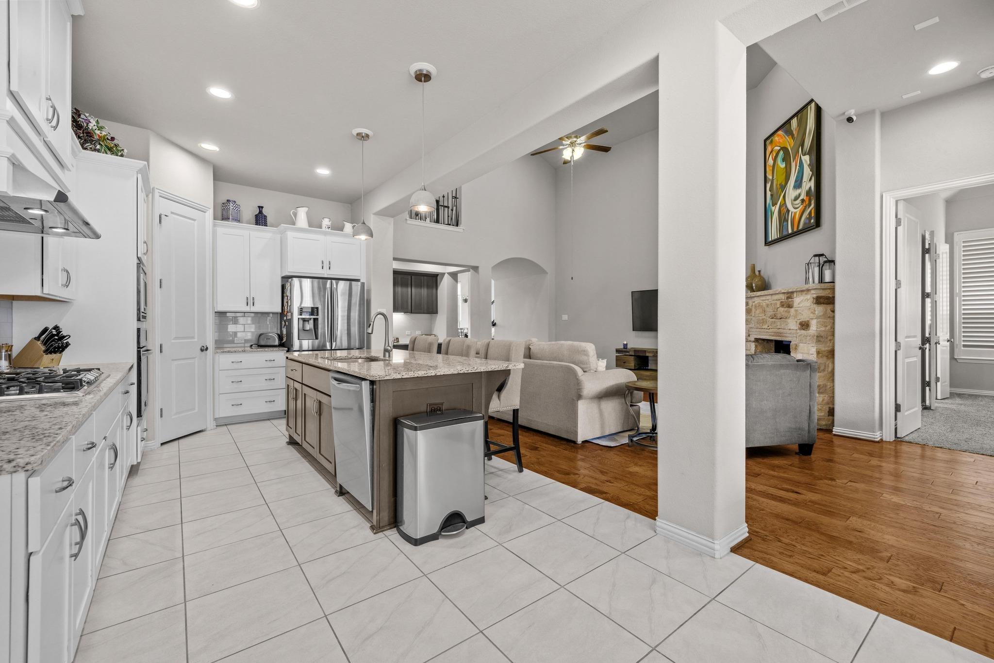 7300 Tessera Pkwy, Lago Vista, TX 78645