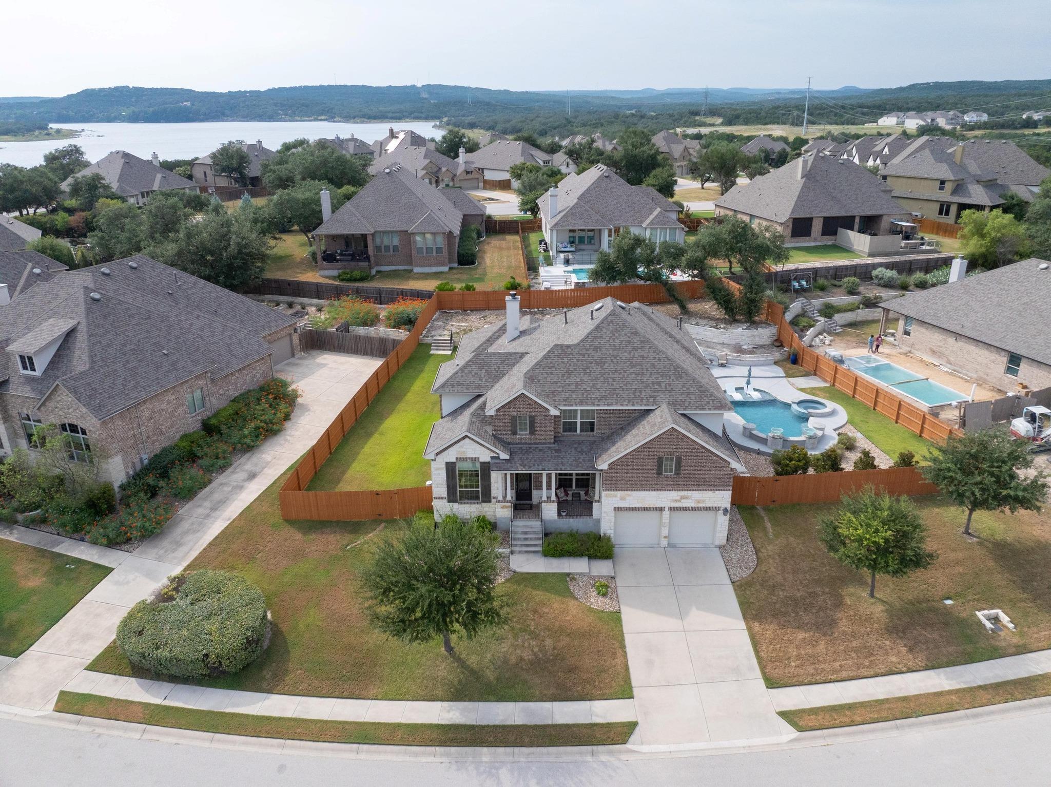 7300 Tessera Pkwy, Lago Vista, TX 78645