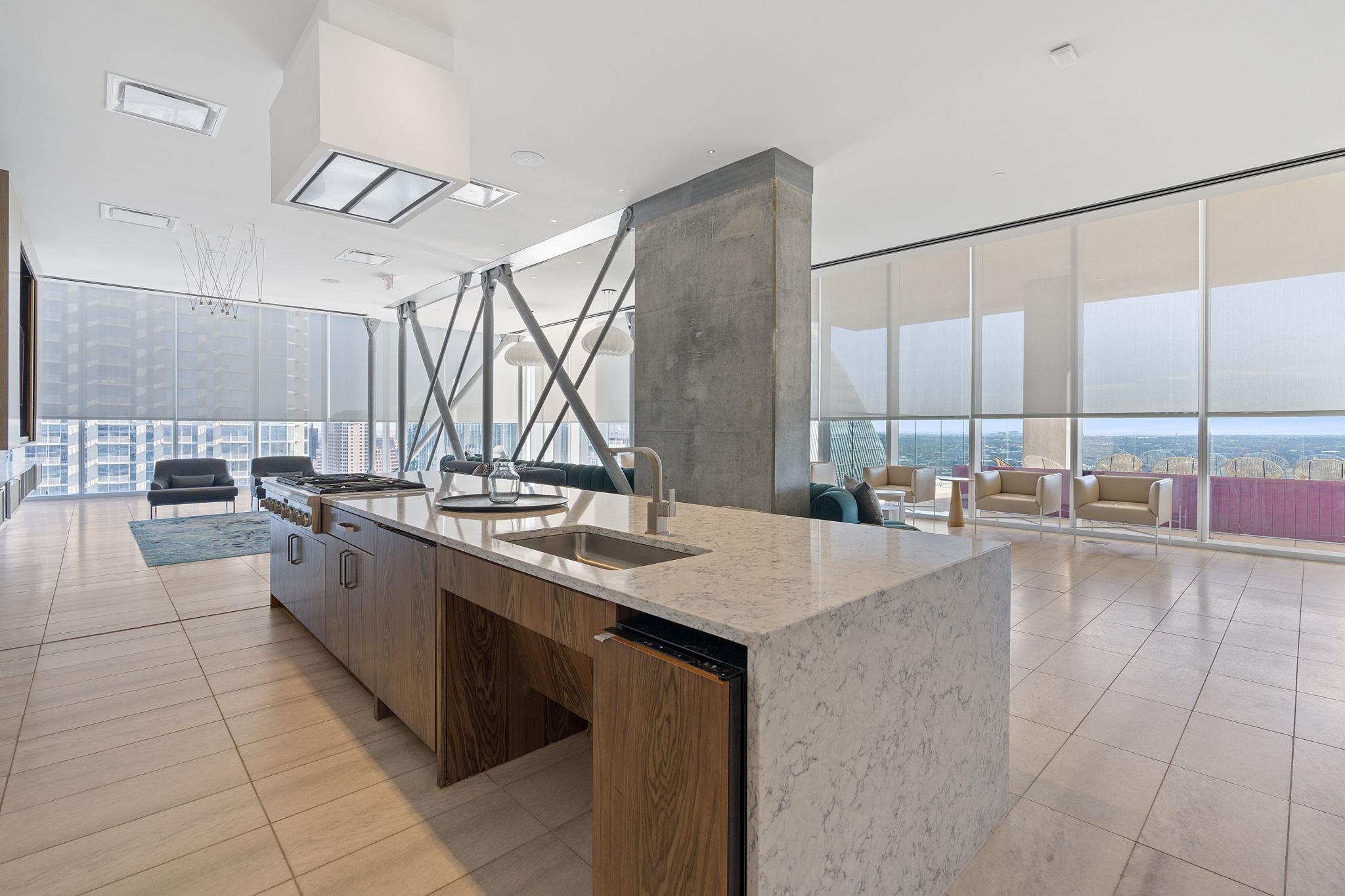 301 West Ave # 5006, Austin, TX 78701