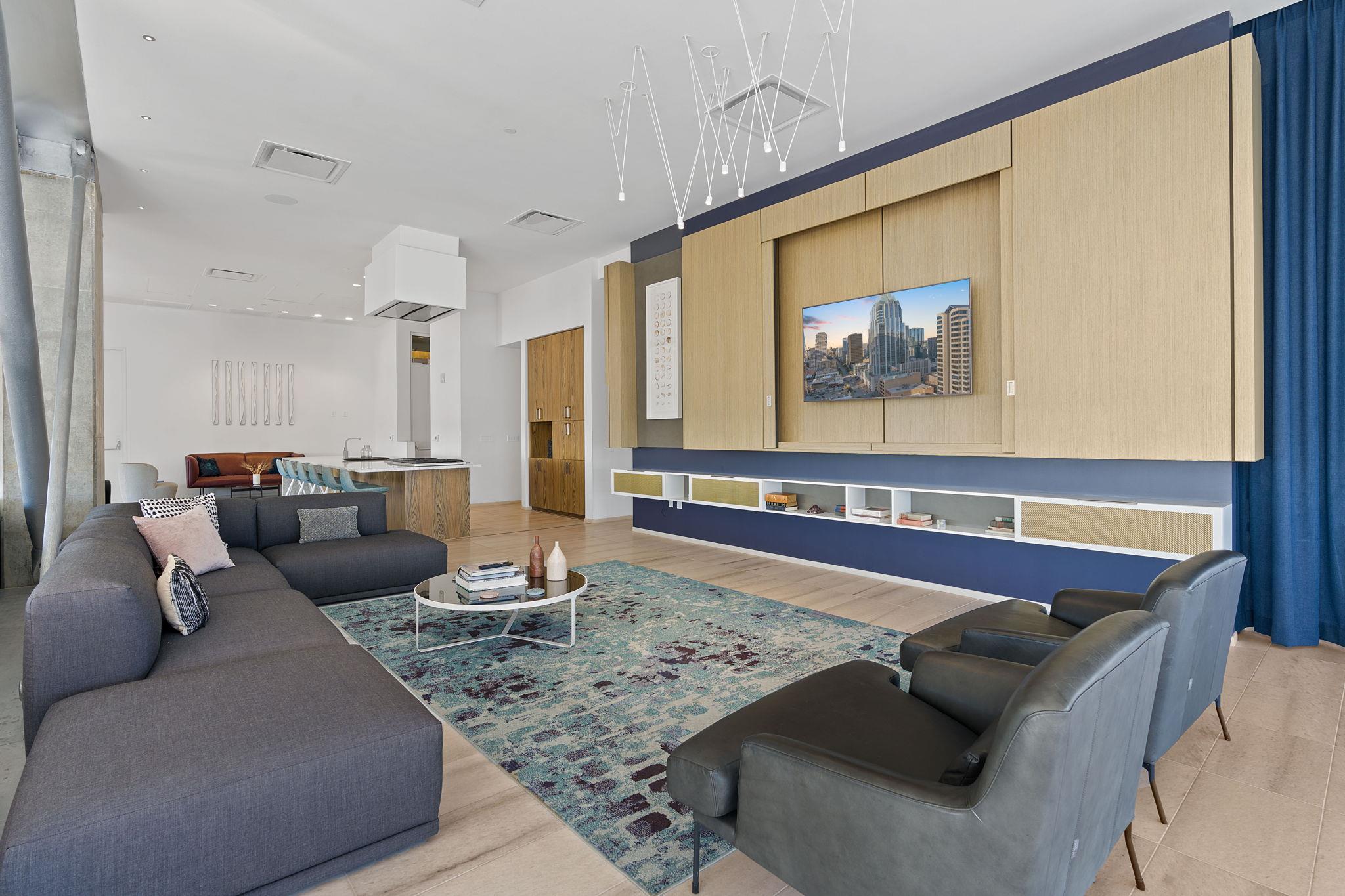 301 West Ave # 5006, Austin, TX 78701