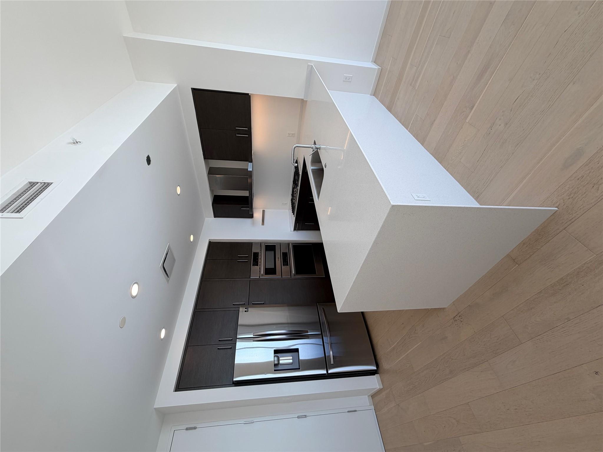 301 West Ave # 5006, Austin, TX 78701