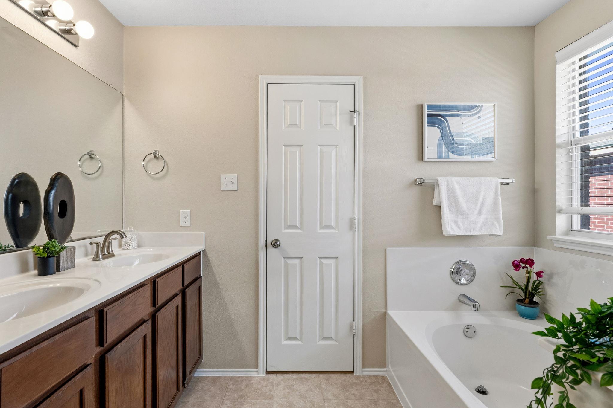 11704 Gaelic Dr, Austin, TX 78754