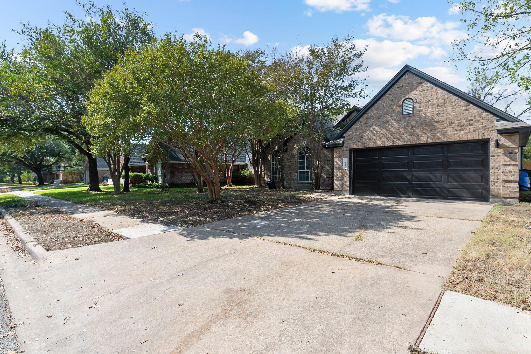 1210 Brophy Dr, Pflugerville, TX 78660