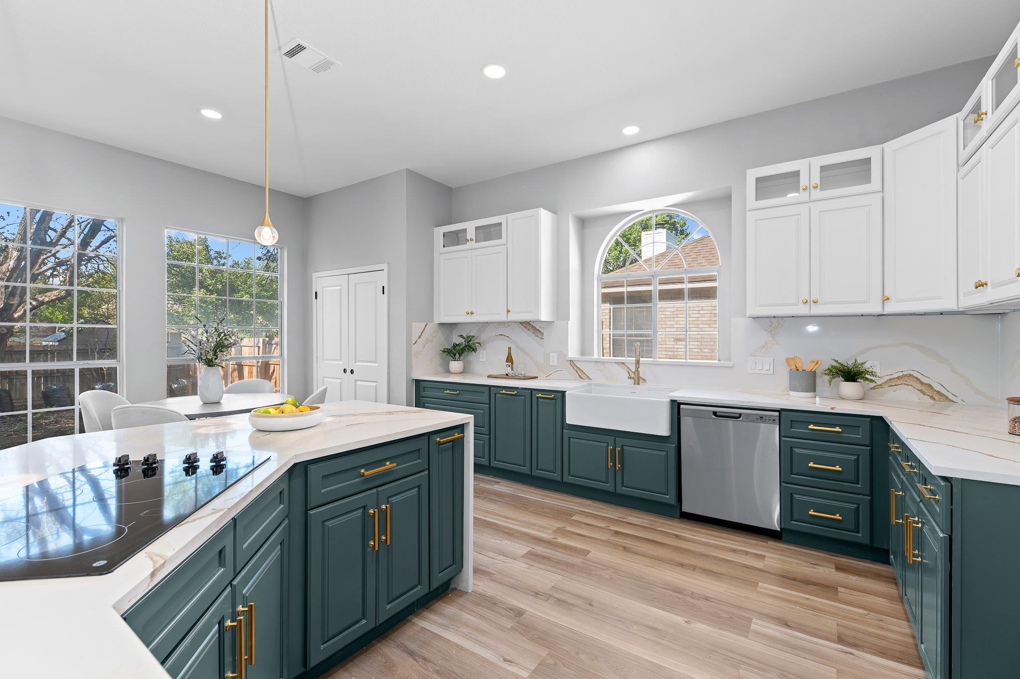 1210 Brophy Dr, Pflugerville, TX 78660