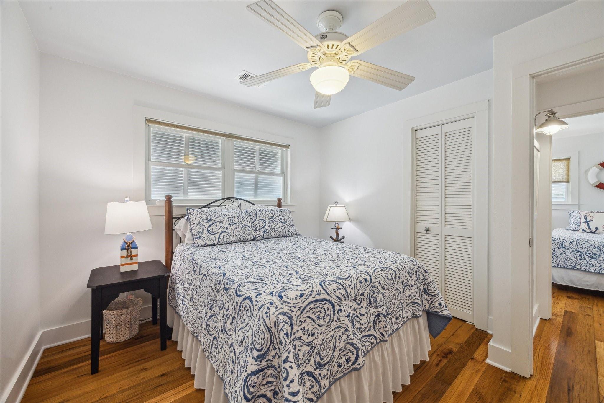 1226 Oahu Dr, Galveston, TX 77554