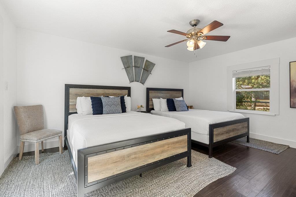 102 Ranchview Dr, Johnson City, TX 78636