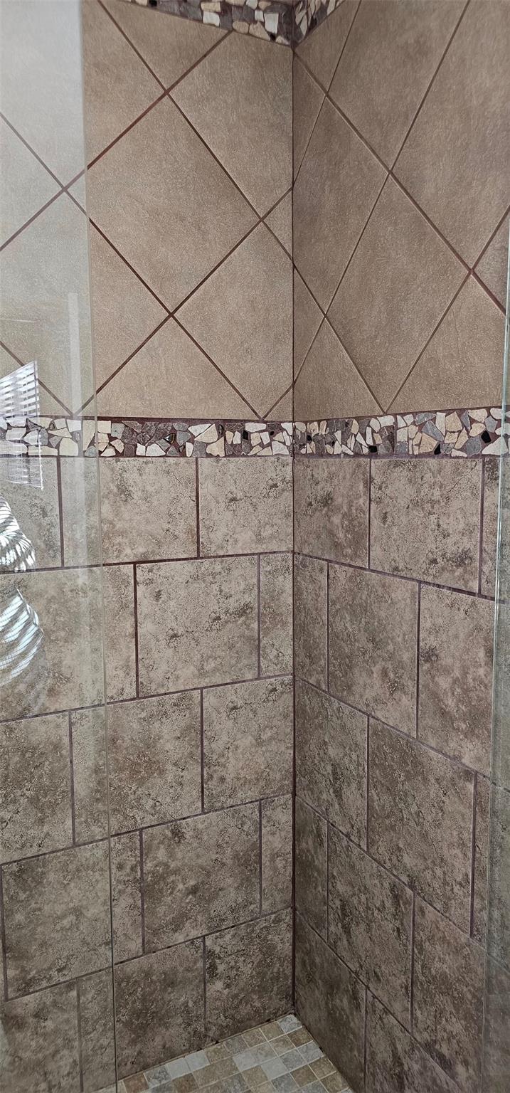 1204 Barbara Dr, San Marcos, TX 78666