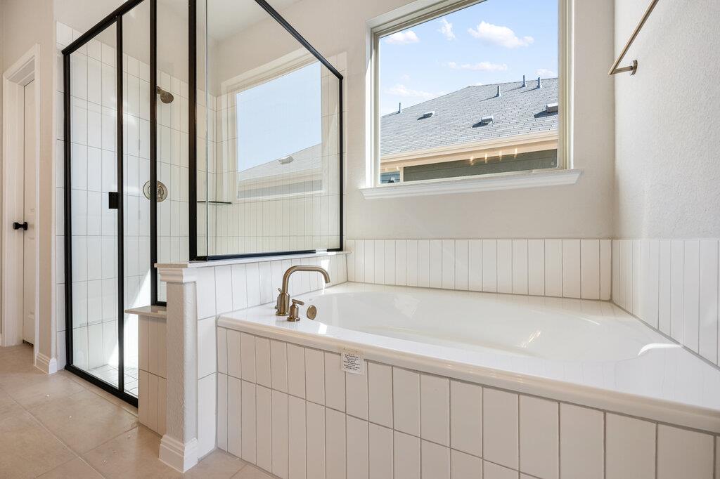 9717 Serene Bliss Ln, Buda, TX 78610