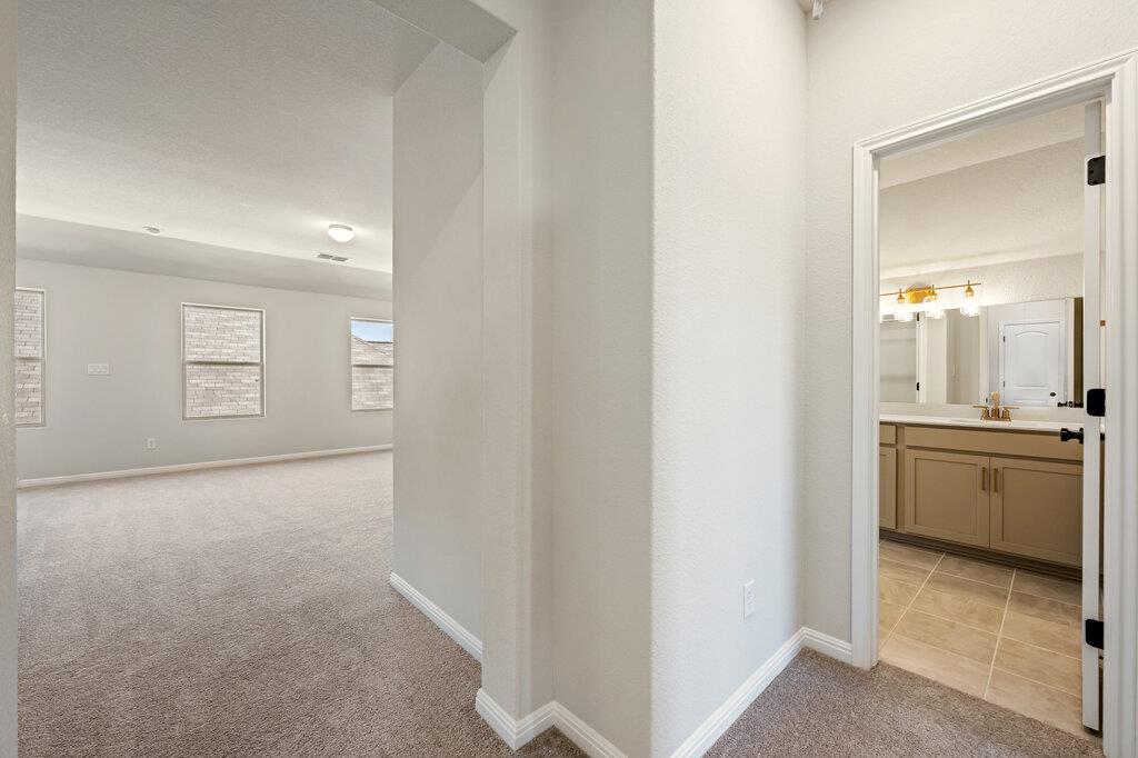 9717 Serene Bliss Ln, Buda, TX 78610