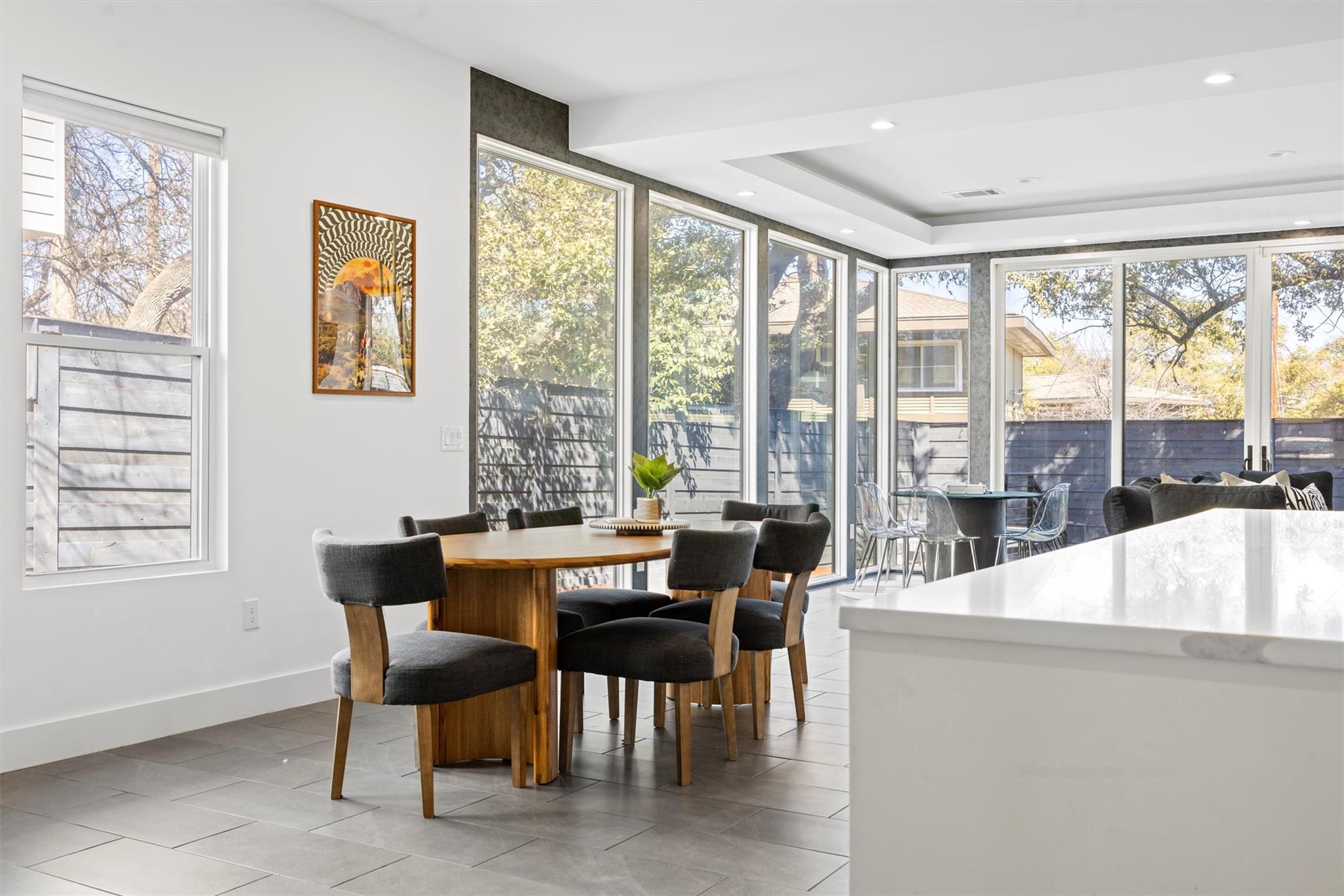 1206 W Oltorf St, Austin, TX 78704