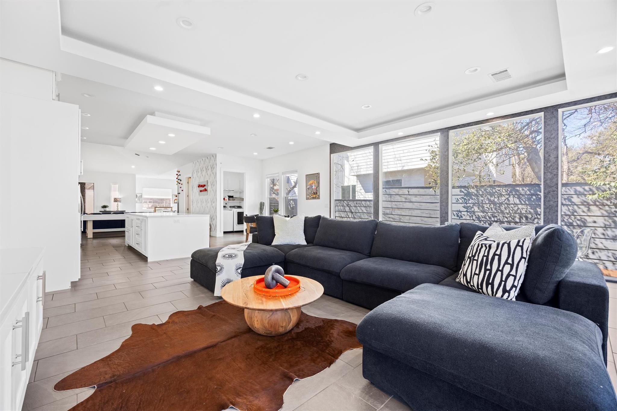 1206 W Oltorf St, Austin, TX 78704