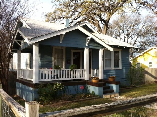 209 E 35th St, Austin, TX 78705