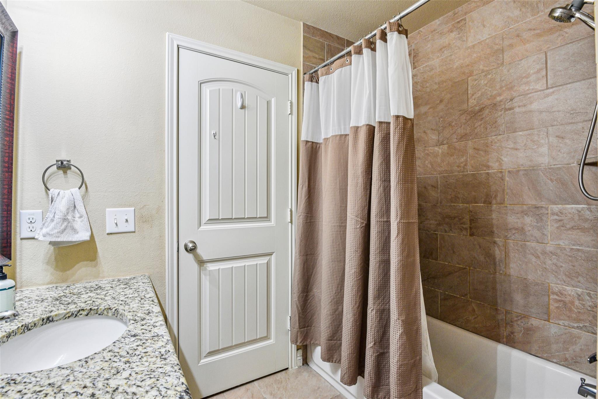 5519 Cypress Pt Pt, Cibolo, TX 78108