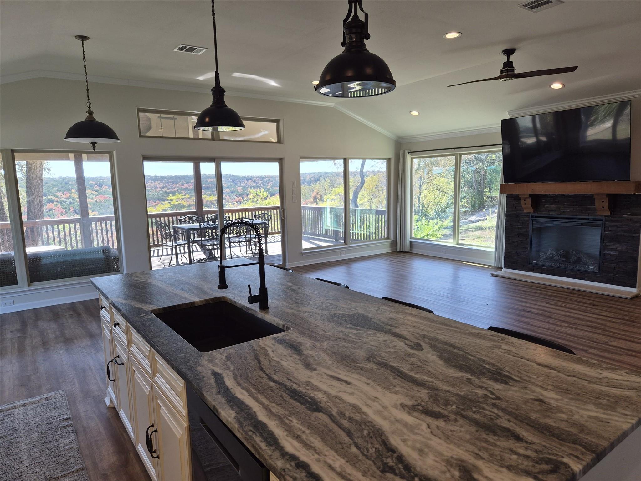 12987 F M Road 2769 Rd, Austin, TX 78726