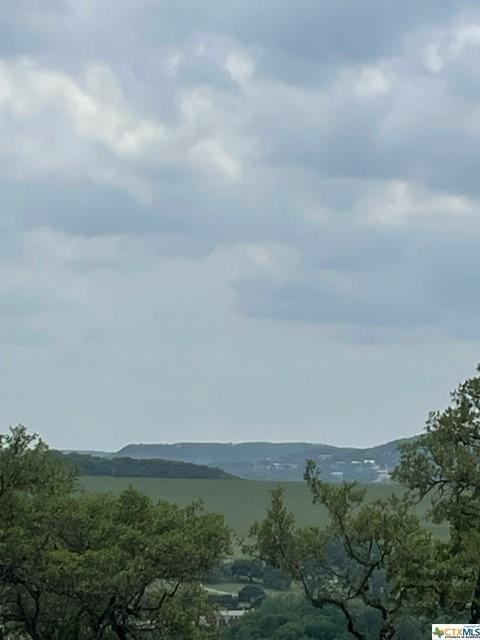 475 Village Top, Canyon Lake, TX 78133