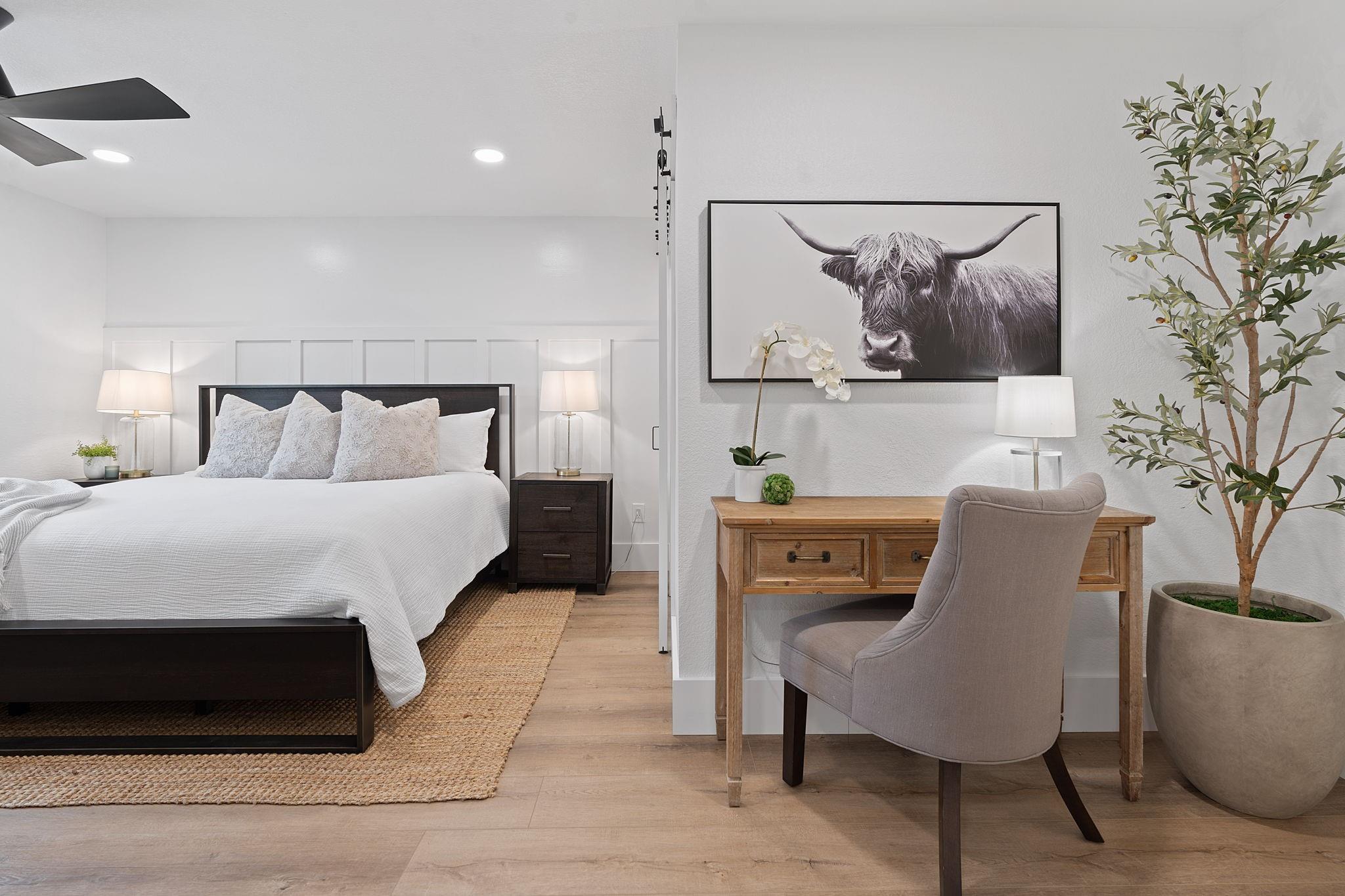 680 S Oak Forest Dr, Dripping Springs, TX 78620