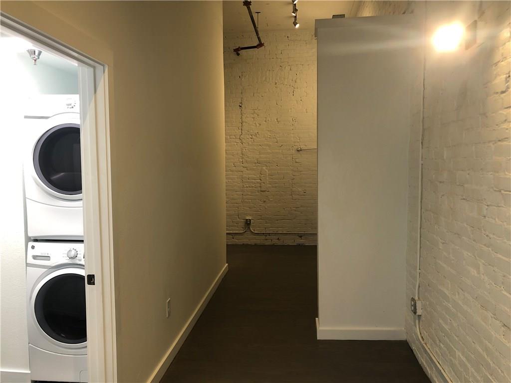 102 E 2nd St # 205, Taylor, TX 76574