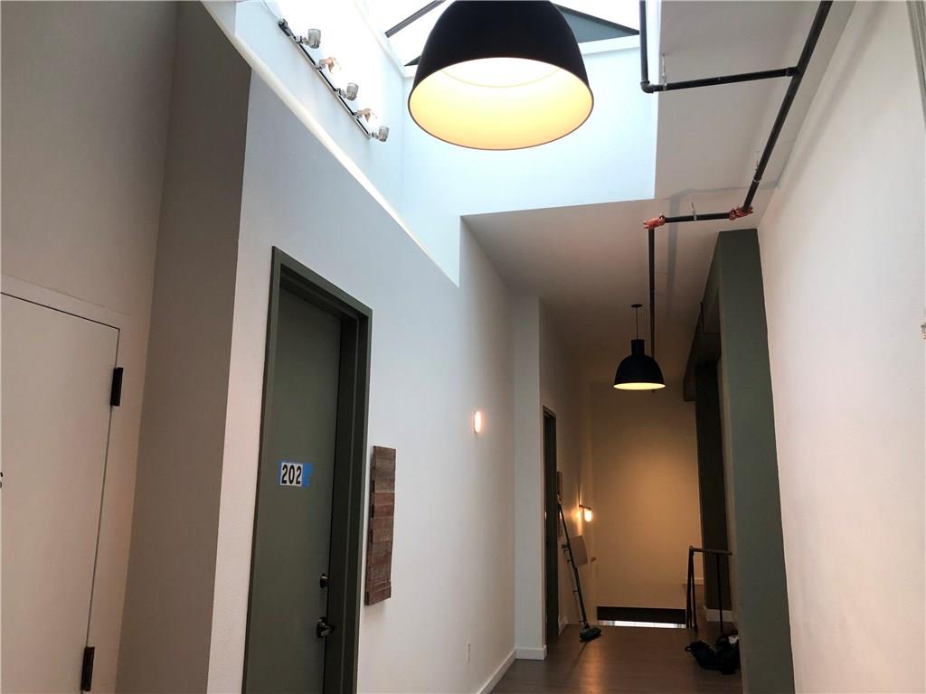 102 E 2nd St # 205, Taylor, TX 76574