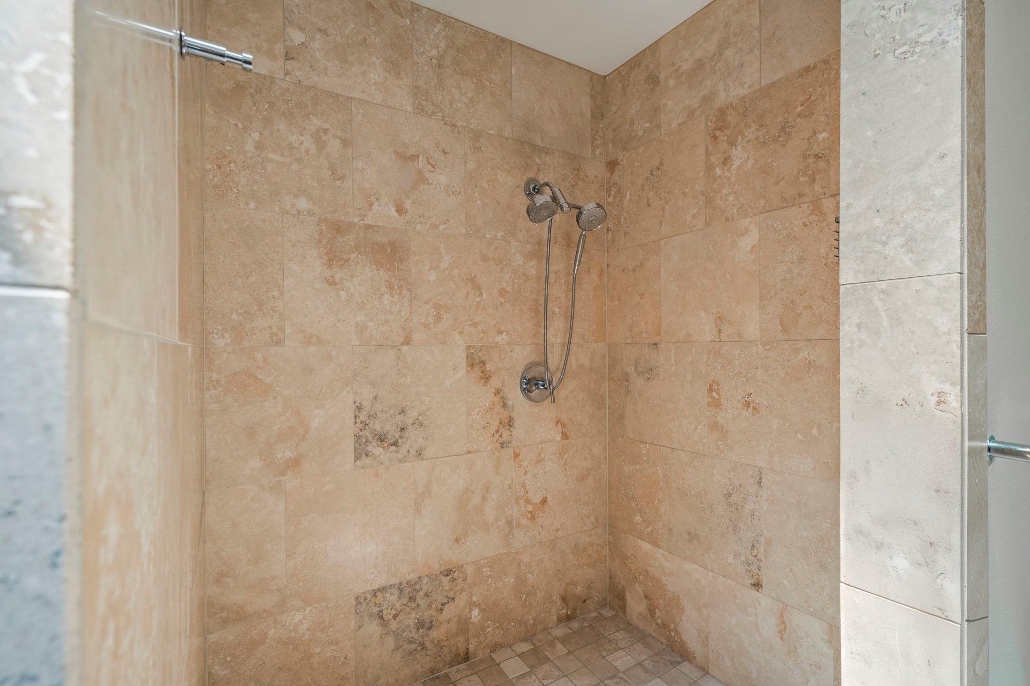 2017 Kinney Ave # B, Austin, TX 78704