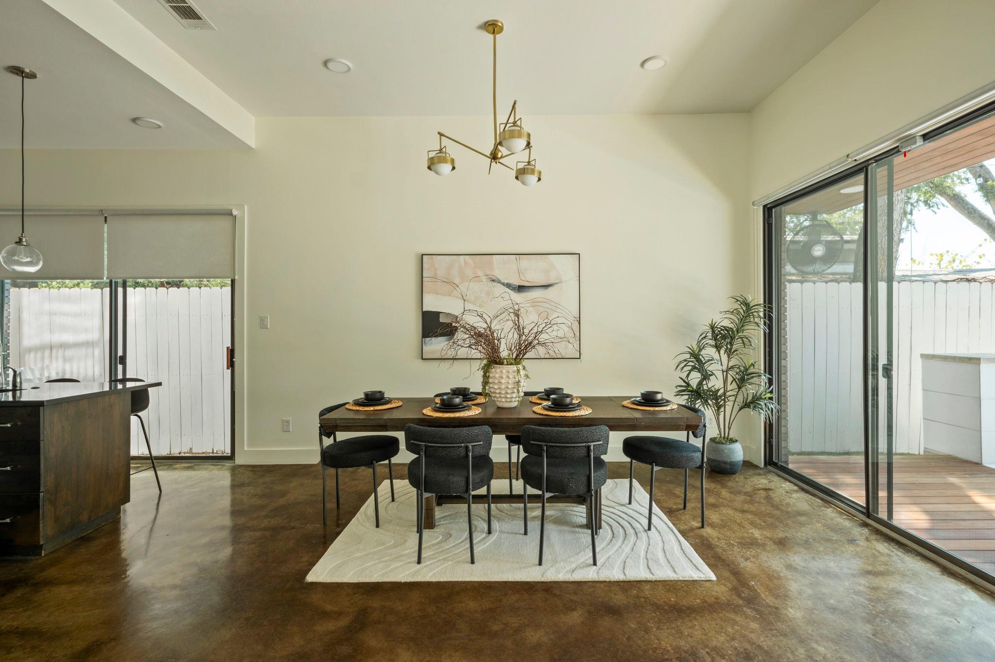 2017 Kinney Ave # B, Austin, TX 78704