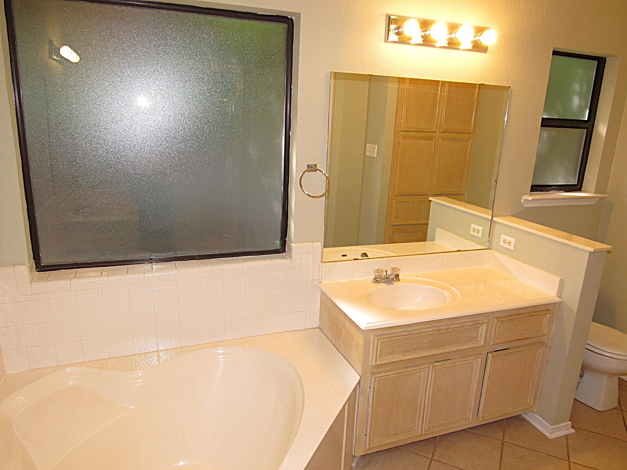 1500 Chardonnay Dr, Harker Heights, TX 76548