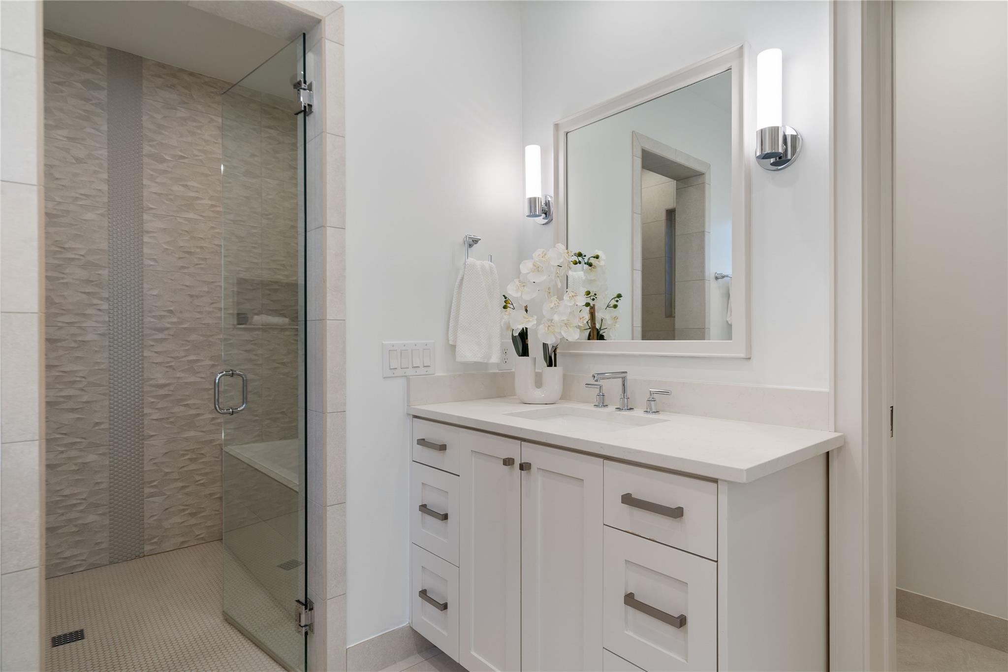 2902 Cedarview Dr, Austin, TX 78704