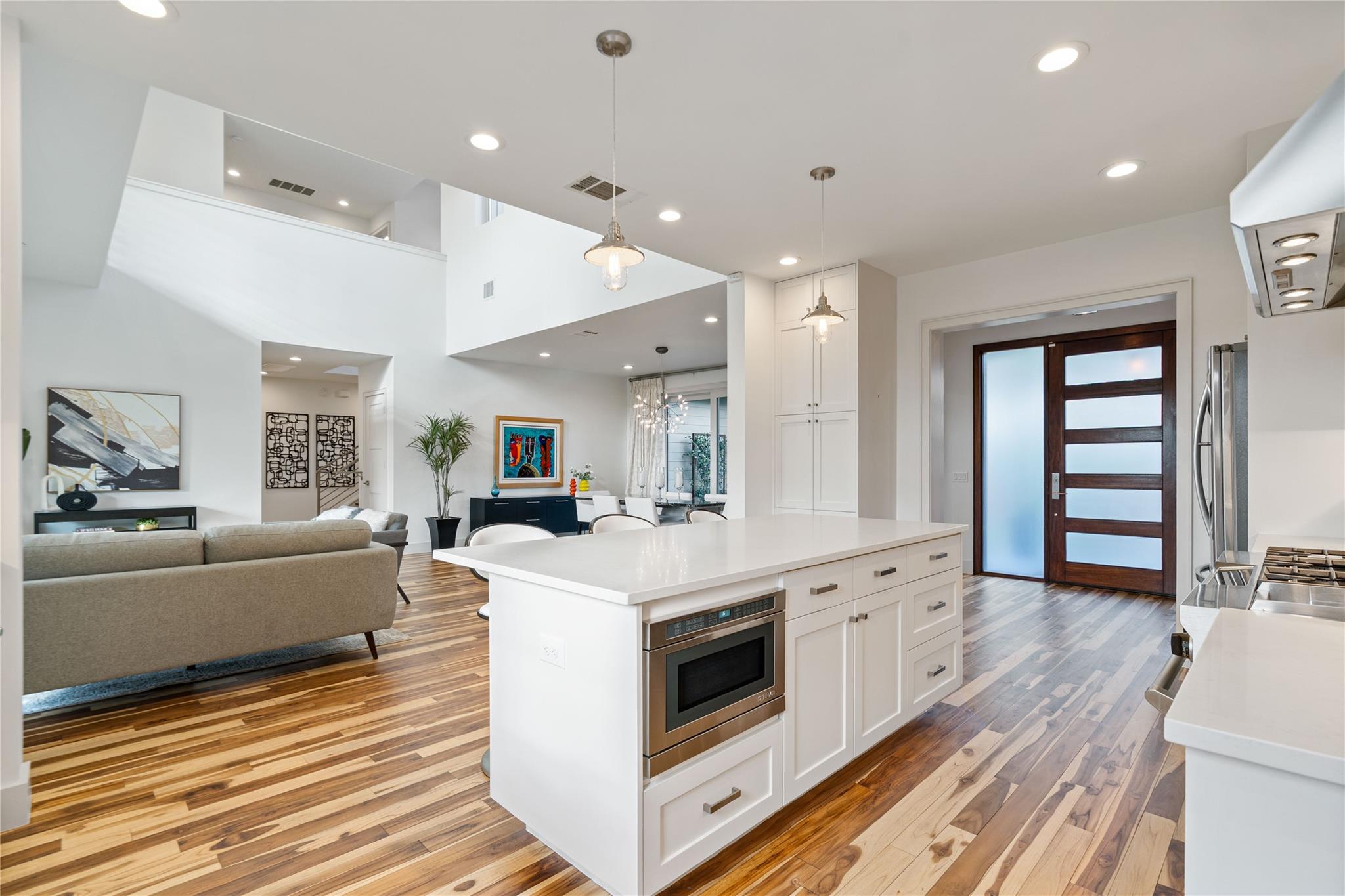 2902 Cedarview Dr, Austin, TX 78704