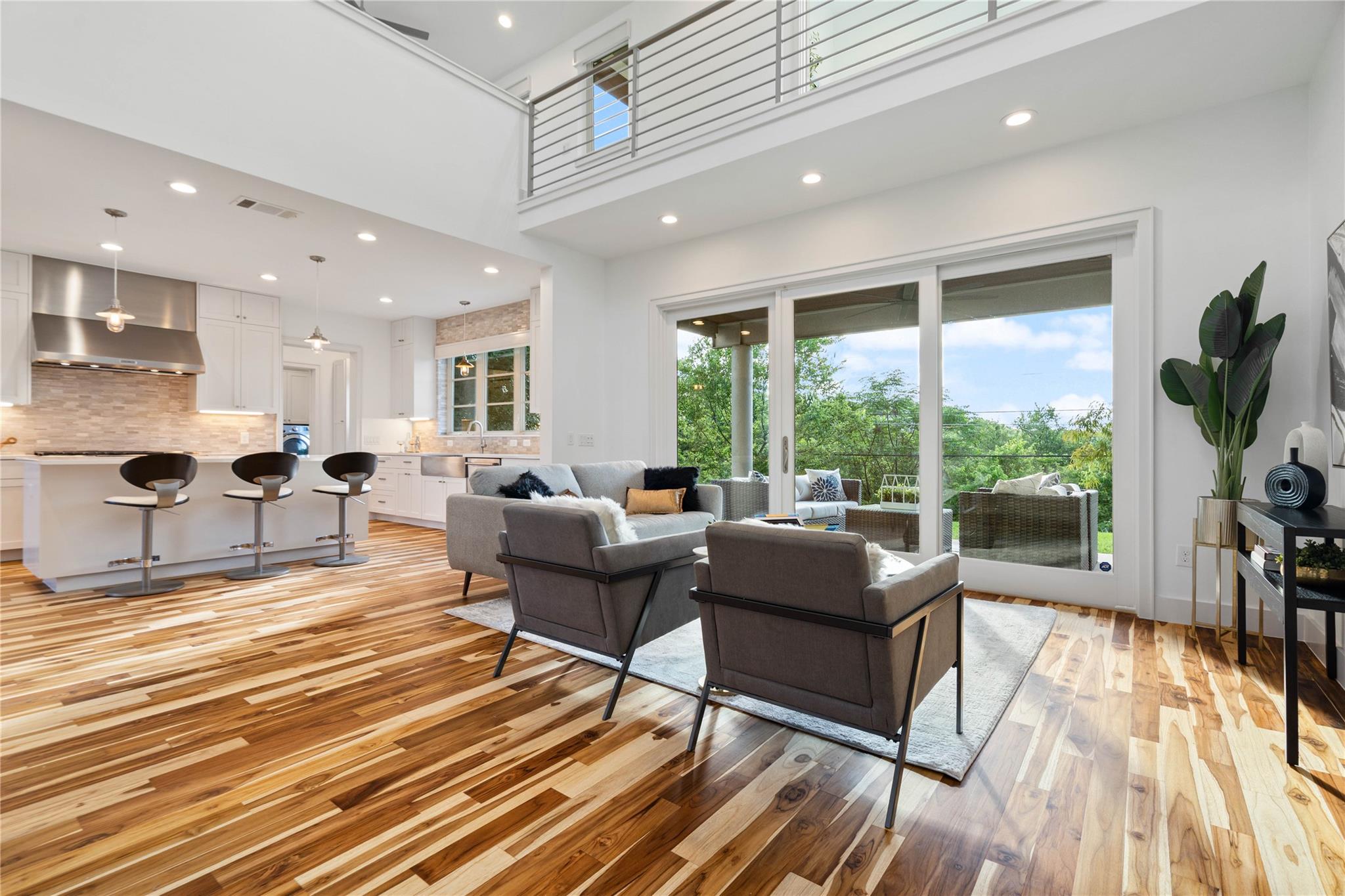 2902 Cedarview Dr, Austin, TX 78704