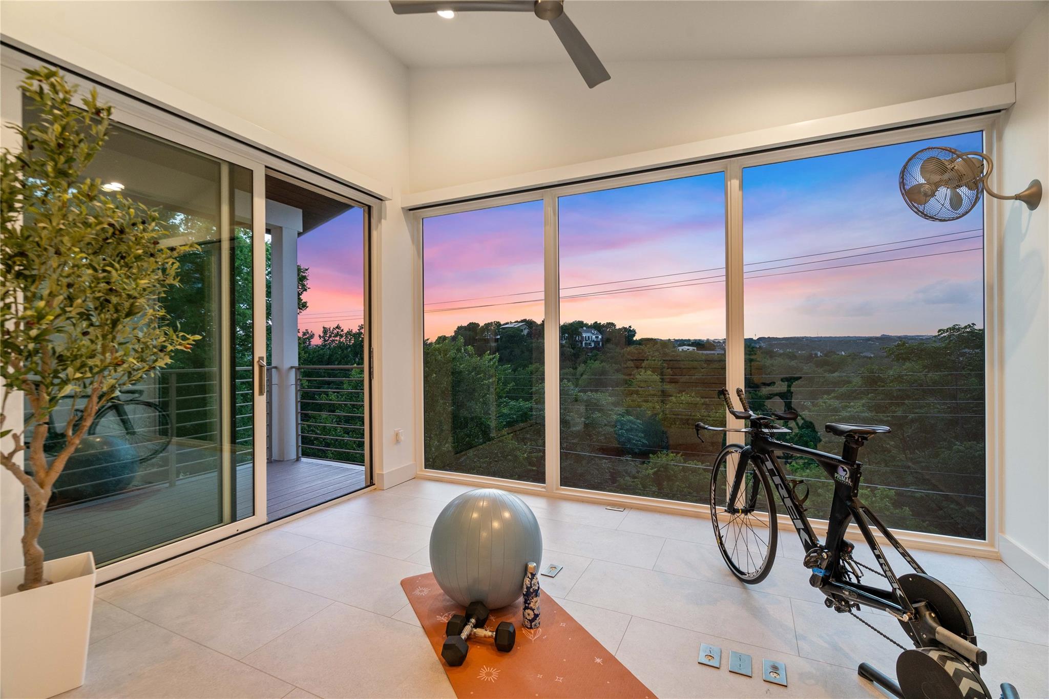 2902 Cedarview Dr, Austin, TX 78704